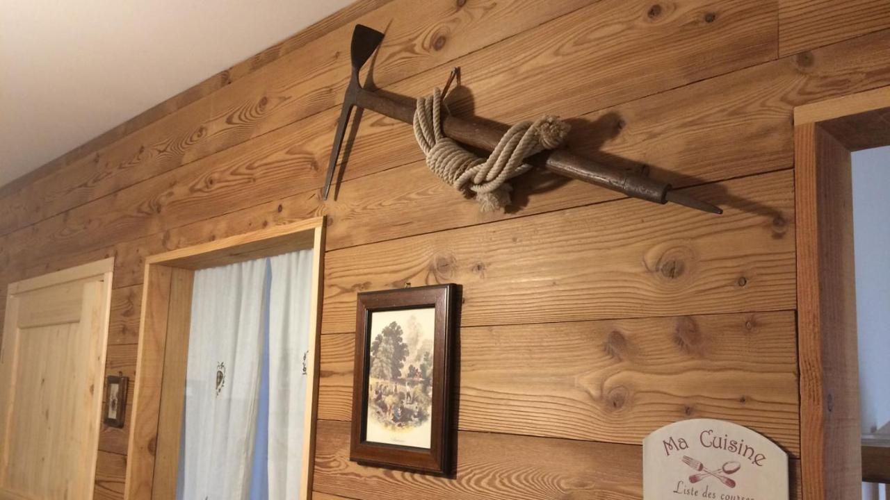 Le Joli Coin Du Passage Apartman Aosta Kültér fotó