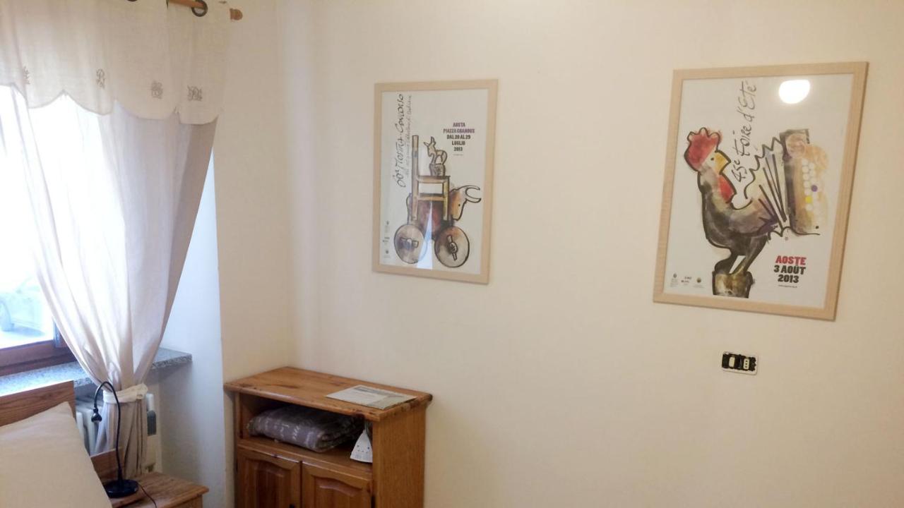 Le Joli Coin Du Passage Apartman Aosta Kültér fotó