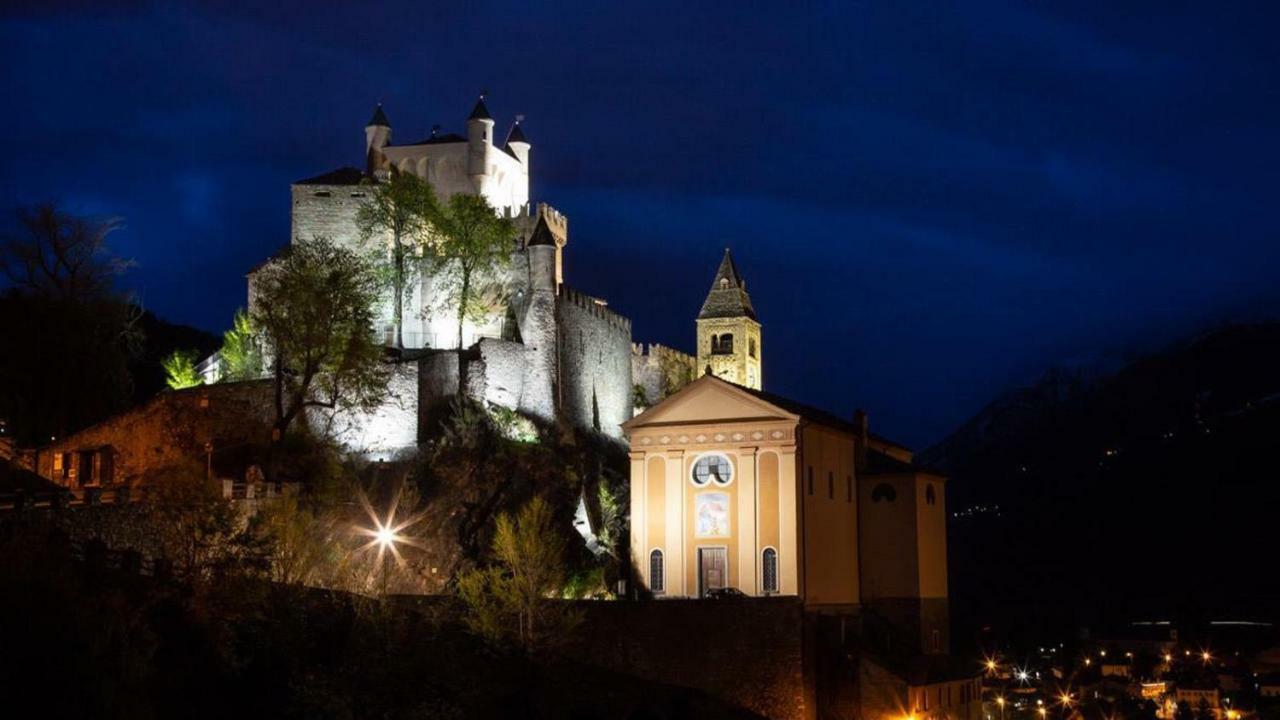 Le Joli Coin Du Passage Apartman Aosta Kültér fotó